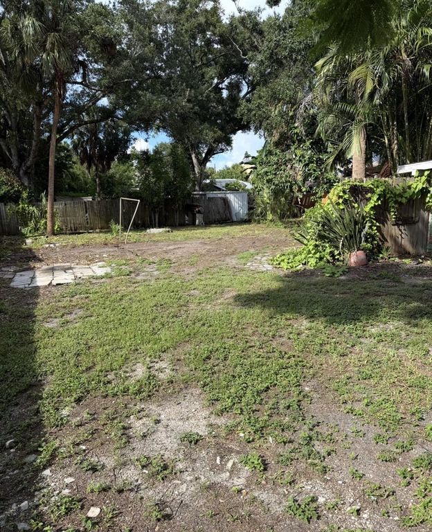 1708 12TH AVENUE W, BRADENTON, FL 34205 — photo 2