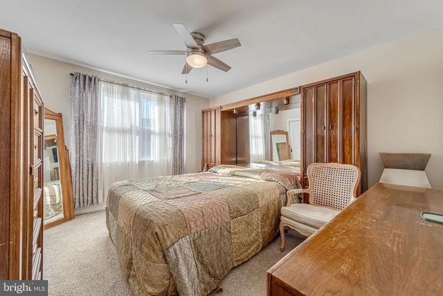 1586 GREENWOOD AVE, Camden, NJ 08103