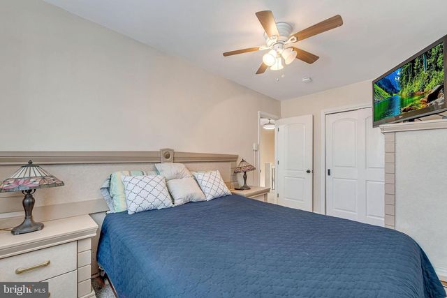 1586 GREENWOOD AVE, Camden, NJ 08103