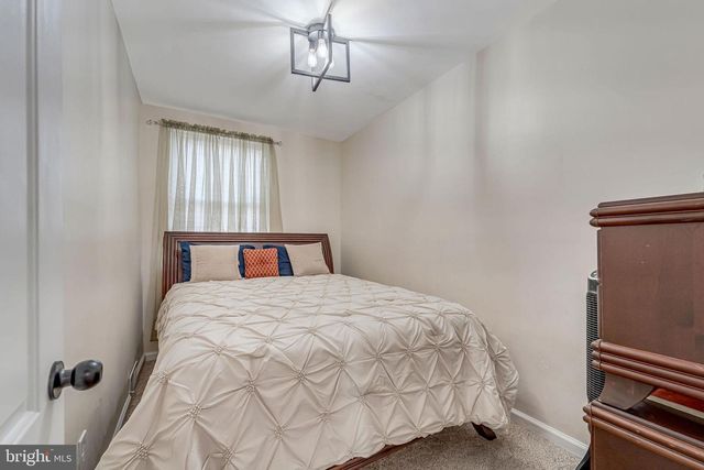 1586 GREENWOOD AVE, Camden, NJ 08103