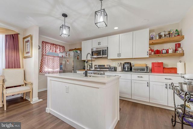 1586 GREENWOOD AVE, Camden, NJ 08103