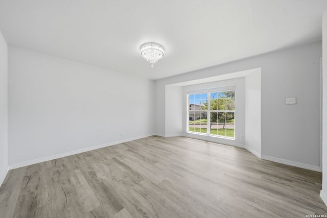 6219 WARHAWK ST, San Antonio, TX 78238