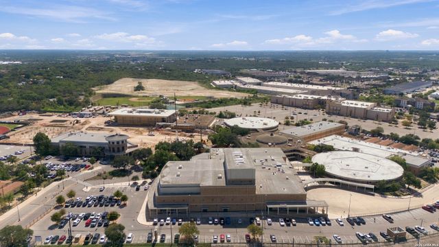6219 WARHAWK ST, San Antonio, TX 78238