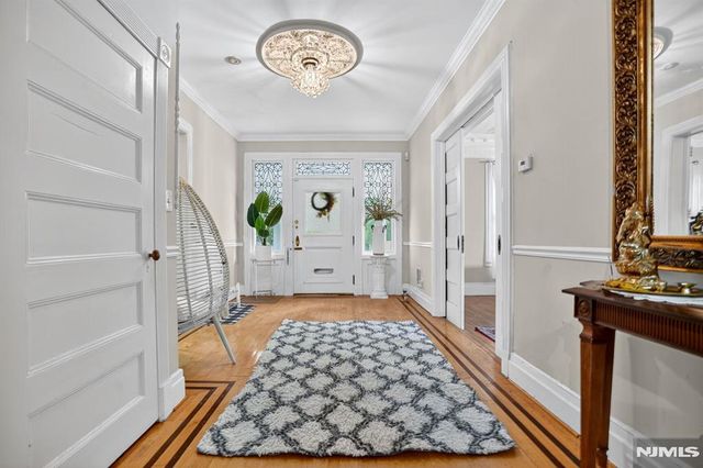 285 Maple Street, Englewood, NJ 07631