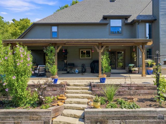 9332 S 36th West Avenue, Tulsa, OK 74132