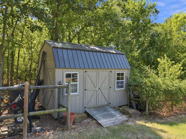 9332 S 36th West Avenue, Tulsa, OK 74132