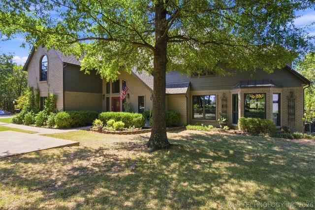 9332 S 36th West Avenue, Tulsa, OK 74132