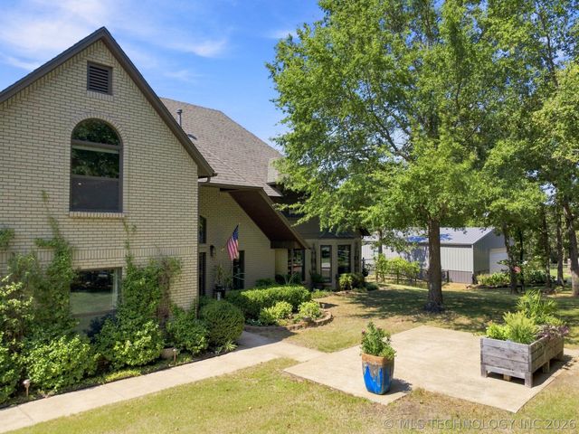 9332 S 36th West Avenue, Tulsa, OK 74132