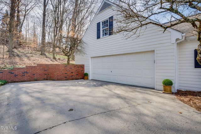 10 Pendleton Place, Kingsport, TN 37664