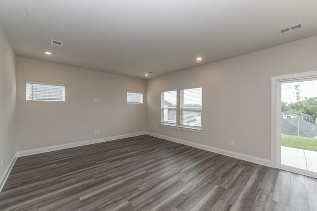 1255 Dutch Peak, Lebanon, TN 37090