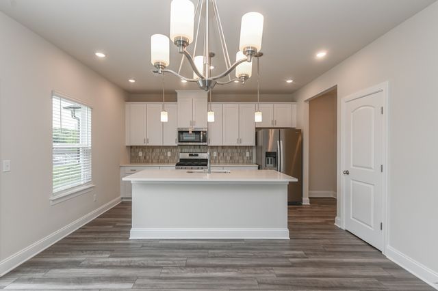 1255 Dutch Peak, Lebanon, TN 37090
