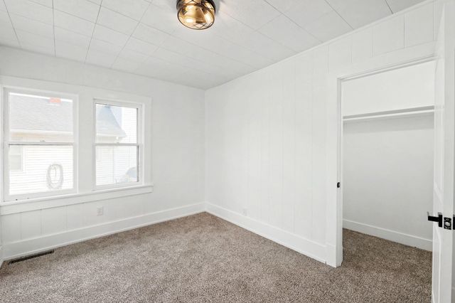 518 N High St, El Dorado, KS 67042