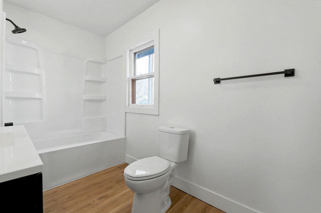 518 N High St, El Dorado, KS 67042