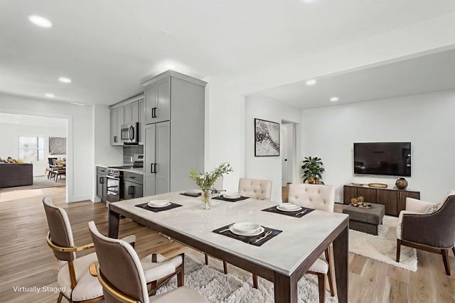 518 N High St, El Dorado, KS 67042