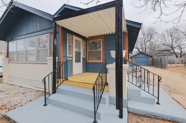 518 N High St, El Dorado, KS 67042