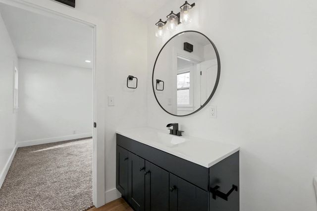 518 N High St, El Dorado, KS 67042