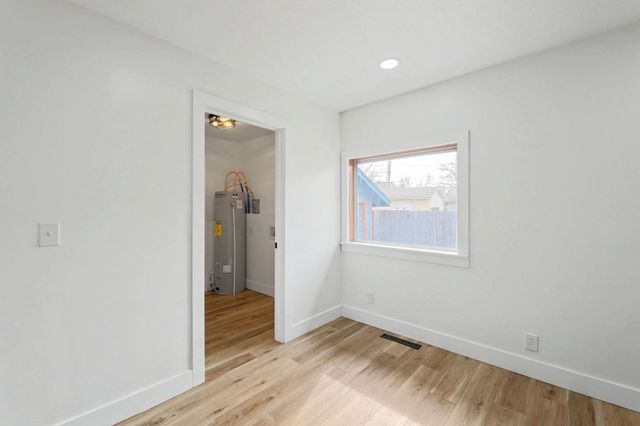 518 N High St, El Dorado, KS 67042