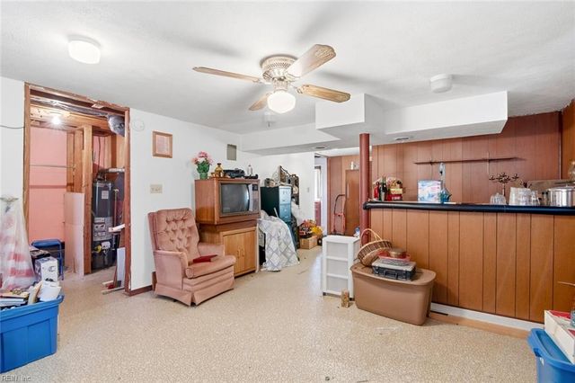 118 Margaret DR, Hampton, VA 23669