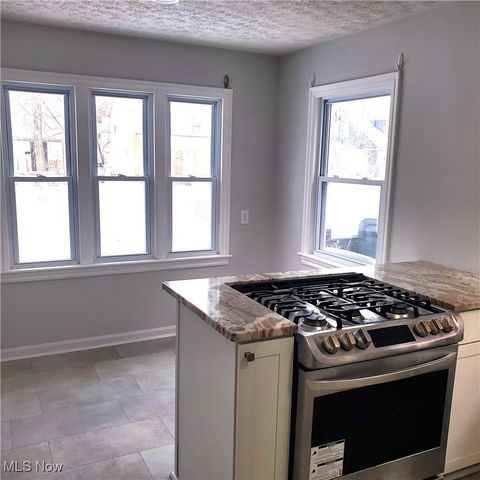 952 Elbon Road, Cleveland Heights, OH 44121