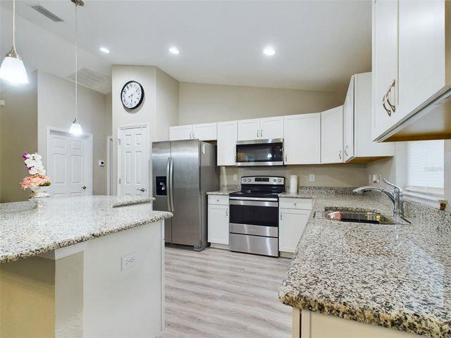 10102 SW 188TH CIRCLE, Dunnellon, FL 34432