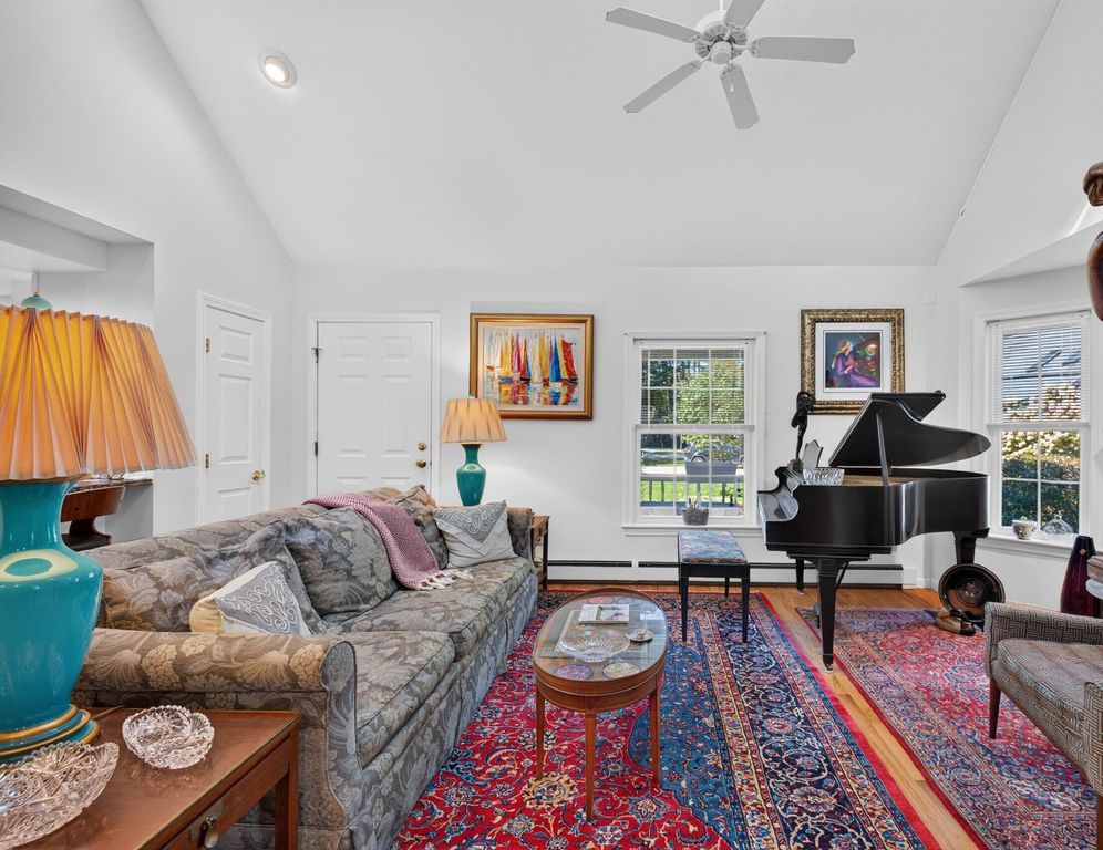 82 Plymouth Grove Drive 20, Kennebunk, ME 04043 — photo 5
