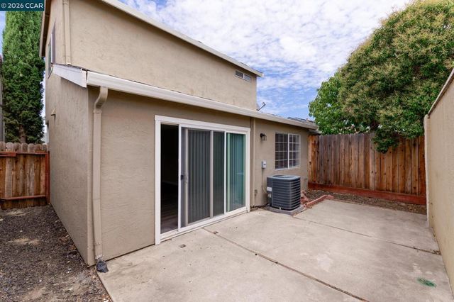 3275 Madrone St, Antioch, CA 94509