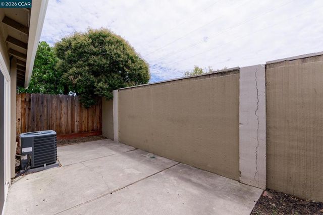 3275 Madrone St, Antioch, CA 94509