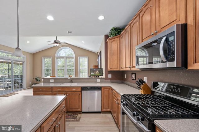 8985 CHIANTI TER, Bristow, VA 20136