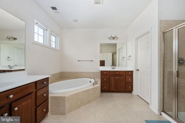 8985 CHIANTI TER, Bristow, VA 20136