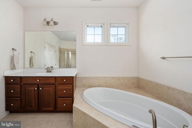 8985 CHIANTI TER, Bristow, VA 20136