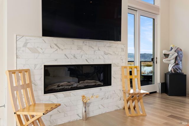 8 Queen Ann Way, Lakeport, CA 95453
