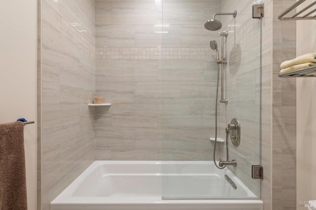 8 Queen Ann Way, Lakeport, CA 95453
