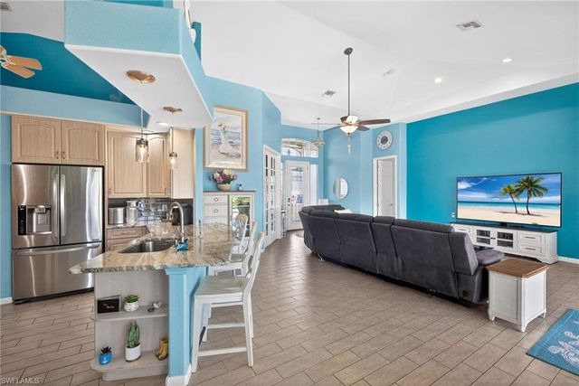 2334 SW Trafalgar PKWY, Cape Coral, FL 33991