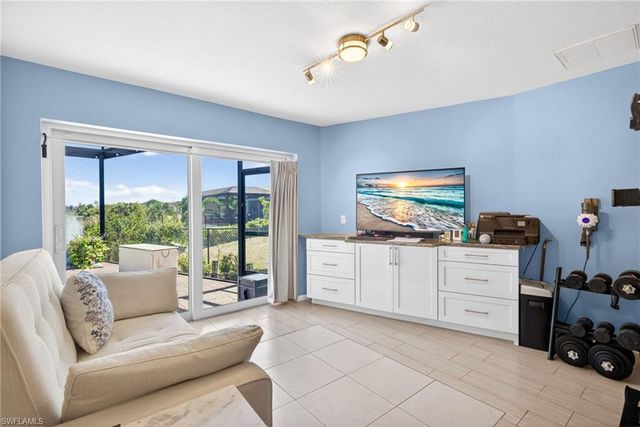 2334 SW Trafalgar PKWY, Cape Coral, FL 33991