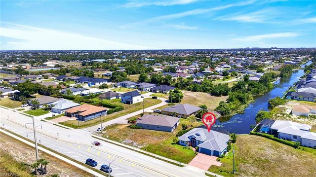 2334 SW Trafalgar PKWY, Cape Coral, FL 33991