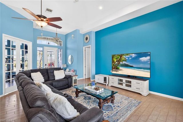 2334 SW Trafalgar PKWY, Cape Coral, FL 33991