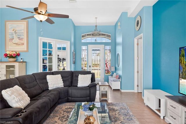 2334 SW Trafalgar PKWY, Cape Coral, FL 33991
