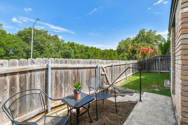 1015 E Yager LN 201, Austin, TX 78753