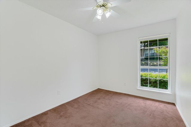 1015 E Yager LN 201, Austin, TX 78753