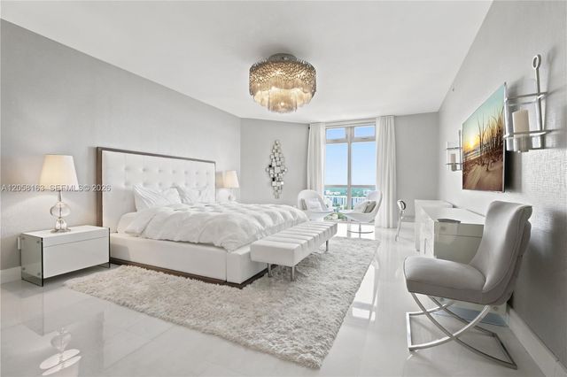 17301 Biscayne Boulevard 2010, North Miami Beach, FL 33160