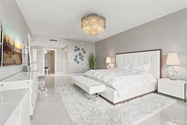 17301 Biscayne Boulevard 2010, North Miami Beach, FL 33160