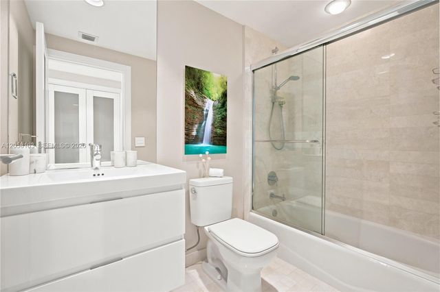 17301 Biscayne Boulevard 2010, North Miami Beach, FL 33160