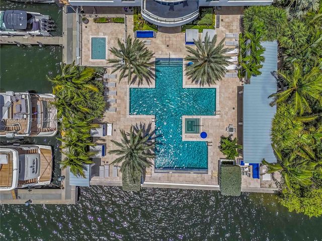 17301 Biscayne Boulevard 2010, North Miami Beach, FL 33160
