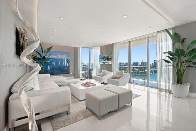 17301 Biscayne Boulevard 2010, North Miami Beach, FL 33160