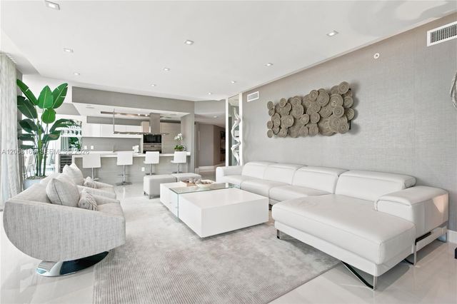 17301 Biscayne Boulevard 2010, North Miami Beach, FL 33160