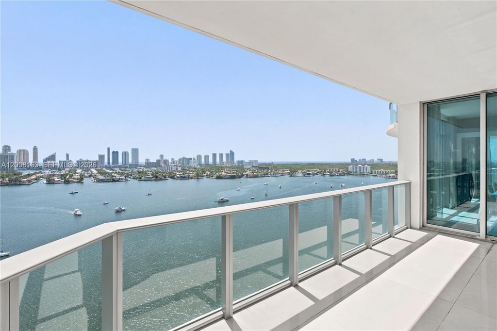 17301 Biscayne Boulevard 2010, North Miami Beach, FL 33160