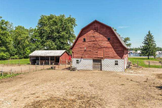 8275 E 216th Street, Cicero, IN 46034