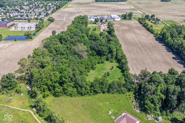 8275 E 216th Street, Cicero, IN 46034