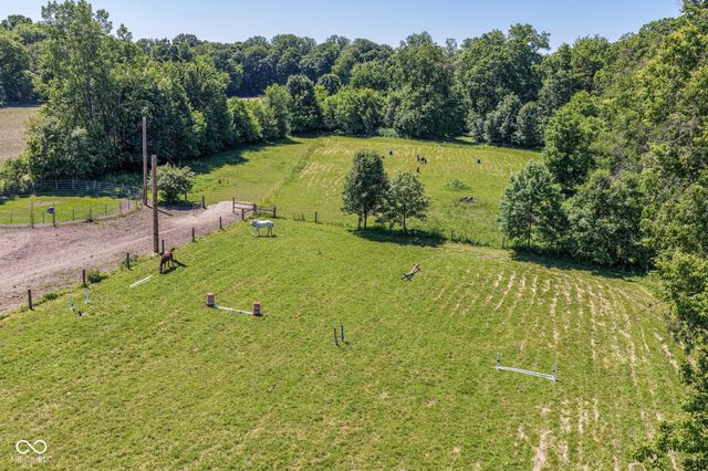 8275 E 216th Street, Cicero, IN 46034