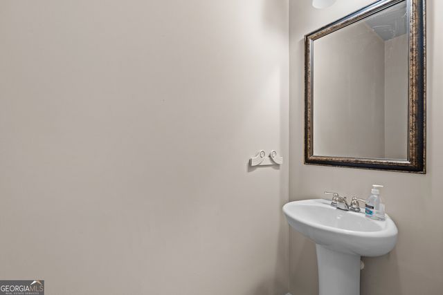 157 Westminster Way, Newnan, GA 30263